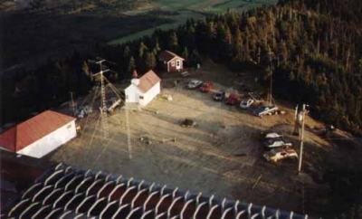 VE2UMS au Mont-Mgantic en 1991, vue d'ensemble